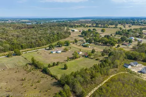 View/Area - 4505 Park Rd, Lavaca, AR 72941 photo 4 of 6