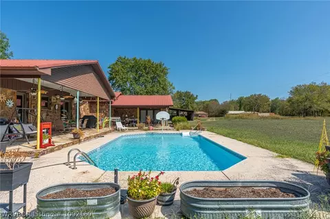Exterior - 4374 E State Highway 22, Paris, AR 72855 photo 5 of 9