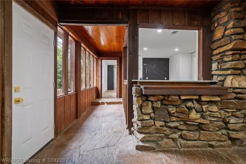 Entry Way - 1447 N 52nd St, Fort Smith, AR 72904 photo 4 of 5