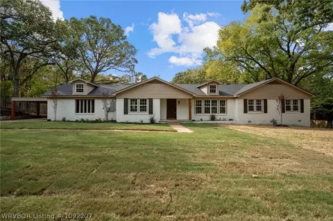 Exterior - 1447 N 52nd St, Fort Smith, AR 72904 photo 7 of 9