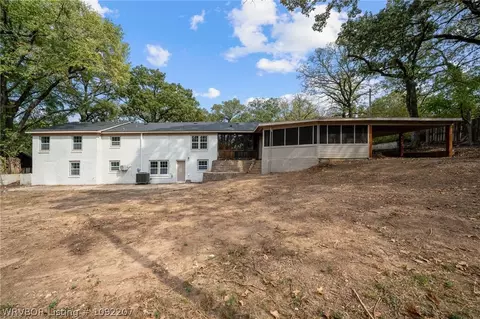 Exterior - 1447 N 52nd St, Fort Smith, AR 72904 photo 8 of 9