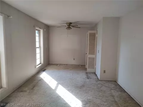 Living - 4401 Royal Oak Dr, Fort Smith, AR 72904 photo 1 of 5