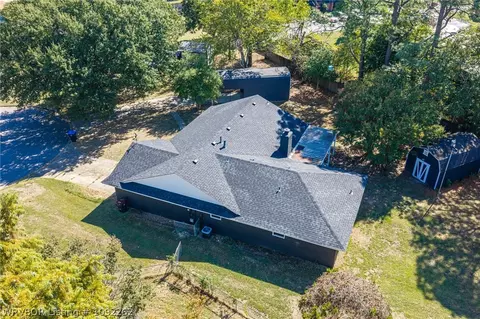 View/Area - 1300 Meadow Cir, Fort Smith, AR 72908 photo 2 of 14