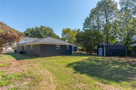 Exterior - 1300 Meadow Cir, Fort Smith, AR 72908 photo 11 of 12