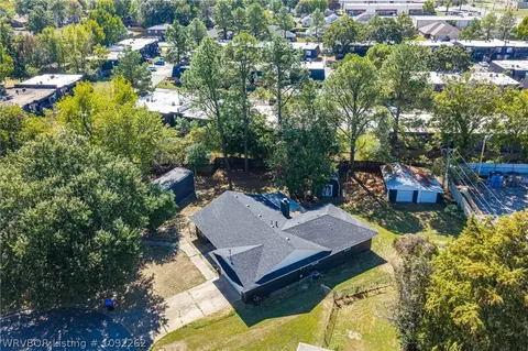 View/Area - 1300 Meadow Cir, Fort Smith, AR 72908 photo 13 of 14