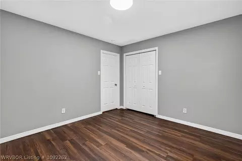 Bedroom - 1300 Meadow Cir, Fort Smith, AR 72908 photo 3 of 7