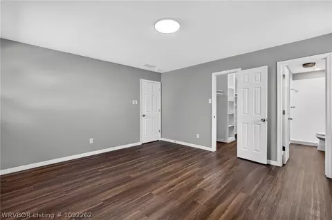 Bedroom - 1300 Meadow Cir, Fort Smith, AR 72908 photo 6 of 7