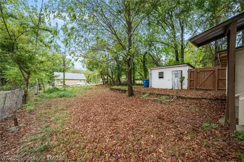 Exterior - 1515 N 34th St, Fort Smith, AR 72904 photo 10 of 10