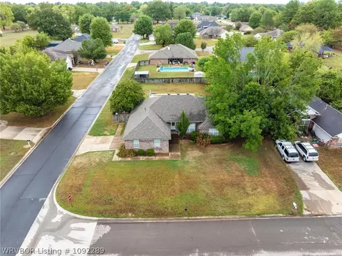 View/Area - 2006 Devyn Dr, Lavaca, AR 72941 photo 1 of 4