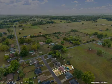 View/Area - 604 Nikolas St, Lavaca, AR 72941 photo 2 of 2