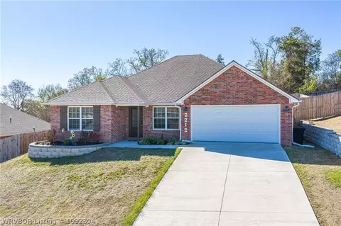 2212 Lisa Ln, Van Buren, AR 72956