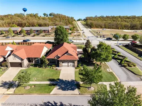 View/Area - 8000 Rome Way, Fort Smith, AR 72916 photo 1 of 2