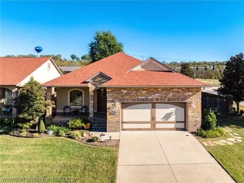 Exterior - 8000 Rome Way, Fort Smith, AR 72916 photo 7 of 13