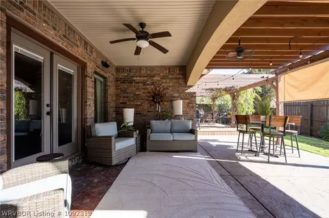 Exterior - 8000 Rome Way, Fort Smith, AR 72916 photo 8 of 13