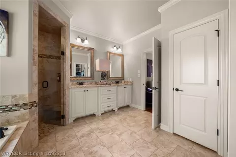Bath - 8000 Rome Way, Fort Smith, AR 72916 photo 3 of 7