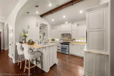 Kitchen - 8000 Rome Way, Fort Smith, AR 72916 photo 2 of 5