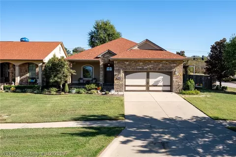Exterior - 8000 Rome Way, Fort Smith, AR 72916 photo 6 of 13