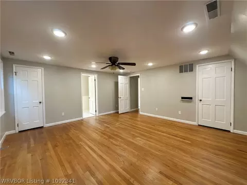 Bedroom - 3300 S Cliff Dr, Fort Smith, AR 72903 photo 4 of 4
