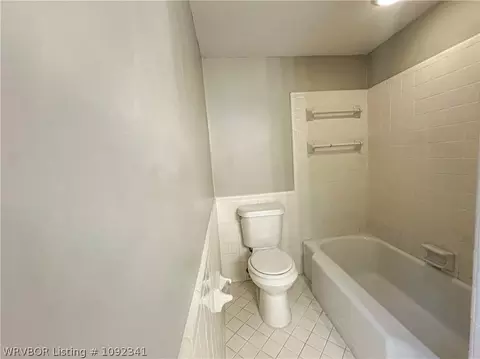 Bath - 3300 S Cliff Dr, Fort Smith, AR 72903 photo 4 of 4