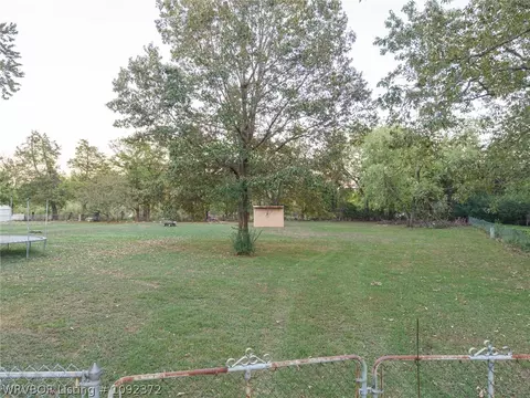 Exterior - 210 24th St, Ozark, AR 72949 photo 8 of 13