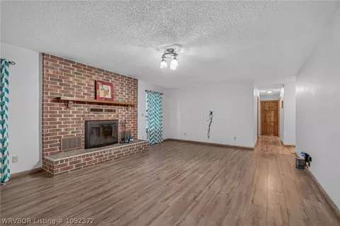 Living - 210 24th St, Ozark, AR 72949 photo 2 of 6
