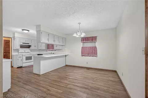 Dining - 210 24th St, Ozark, AR 72949 photo 1 of 1