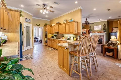 Kitchen - 1109 Southfork Ln, Bonanza, AR 72916 photo 6 of 6