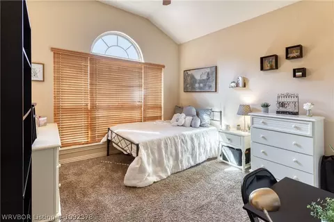 Bedroom - 1109 Southfork Ln, Bonanza, AR 72916 photo 3 of 5