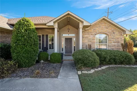 Exterior - 1906 Brookhaven Dr, Alma, AR 72921 photo 3 of 6