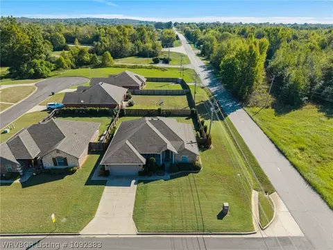 View/Area - 1906 Brookhaven Dr, Alma, AR 72921 photo 1 of 7