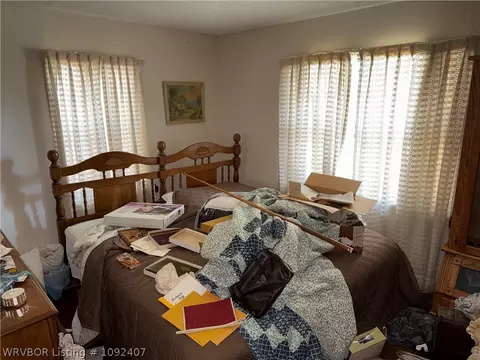Bedroom - 405 Cedar Ave, Alma, AR 72921 photo 2 of 2