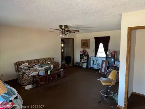 Living - 405 Cedar Ave, Alma, AR 72921 photo 2 of 3