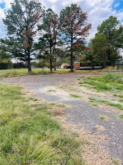 15913 Barton St, Cameron, OK 74932 photo 3