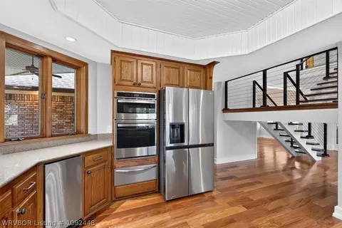 Kitchen - 4528 Spring Mountain Rd, Fort Smith, AR 72916 photo 3 of 3