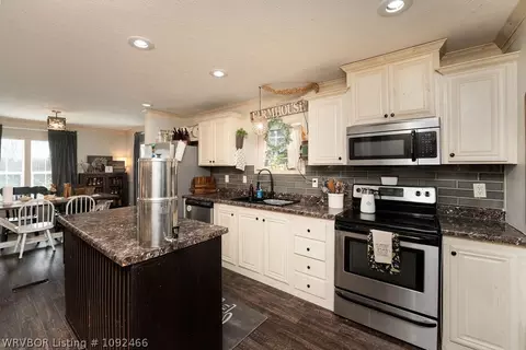 Kitchen - 8434 Silver Rd, Ozark, AR 72949 photo 1 of 3