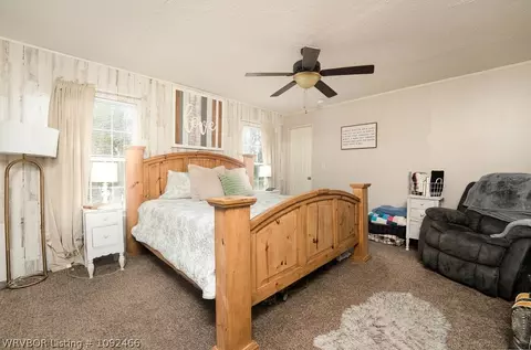 Bedroom - 8434 Silver Rd, Ozark, AR 72949 photo 1 of 4
