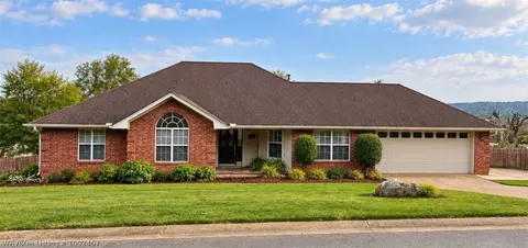 3110 Mitchell Dr, Van Buren, AR 72956