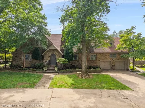 Exterior - 1720 Albert Pike Ave, Fort Smith, AR 72903 photo 2 of 2