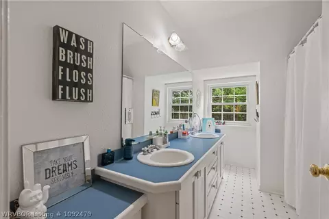 Bath - 1720 Albert Pike Ave, Fort Smith, AR 72903 photo 6 of 6