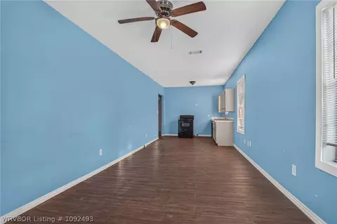 Living - 1700 S Q St, Fort Smith, AR 72901 photo 2 of 2
