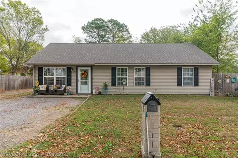 140 Field Ave, Booneville, AR 72927