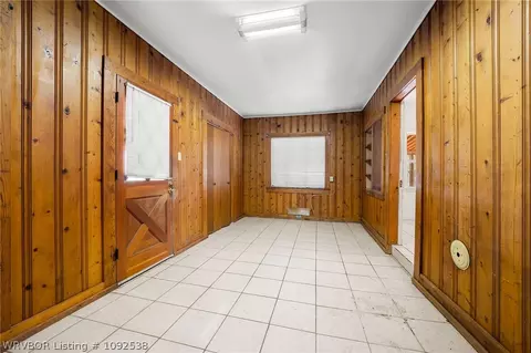 Entry Way - 1905 W Main St, Lavaca, AR 72941 photo 2 of 2