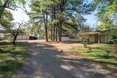 Exterior - 1905 W Main St, Lavaca, AR 72941 photo 4 of 15