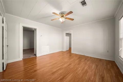 Living - 1905 W Main St, Lavaca, AR 72941 photo 5 of 6