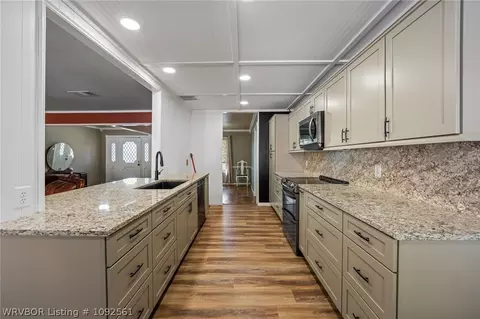 Kitchen - 5701 Hardscrabble, Fort Smith, AR 72903 photo 1 of 2