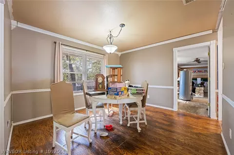 Dining - 5701 Hardscrabble, Fort Smith, AR 72903 photo 2 of 2