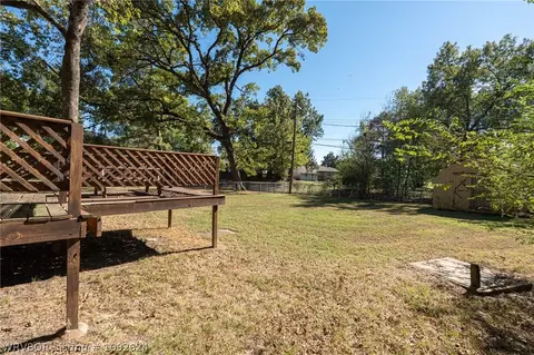 Exterior - 1702 Tulsa St, Fort Smith, AR 72901 photo 13 of 19