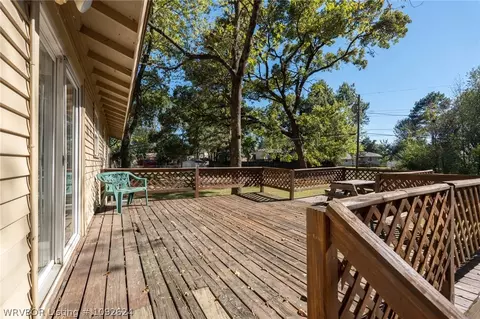 Exterior - 1702 Tulsa St, Fort Smith, AR 72901 photo 16 of 19