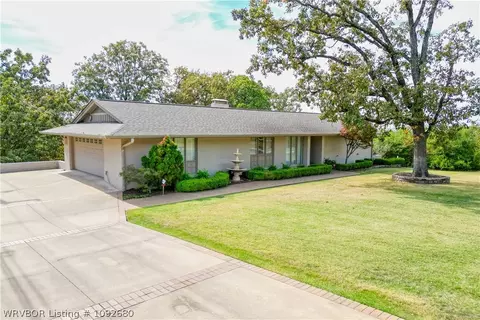 Exterior - 3022 Cliff Dr, Fort Smith, AR 72901 photo 3 of 11