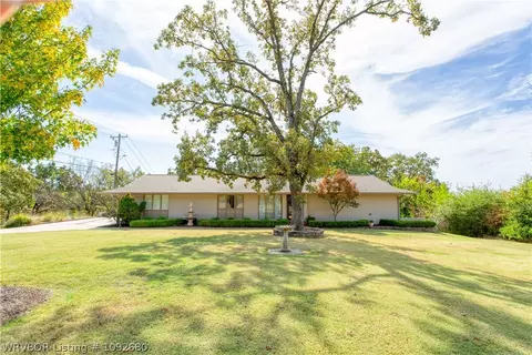 Exterior - 3022 Cliff Dr, Fort Smith, AR 72901 photo 2 of 11